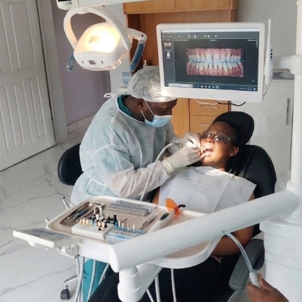 Scaling and polishing | Tru-hill Dental